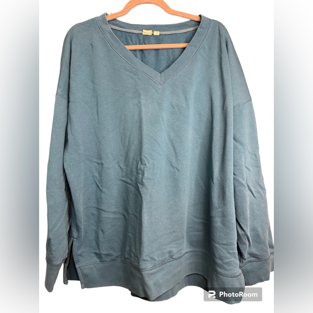 GAP sweatshirt